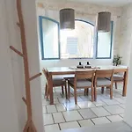 Island Magic - Seaview With Jacuzzi Pool