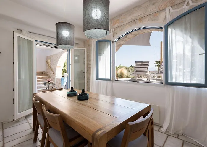 Island Magic - Seaview With Jacuzzi Pool